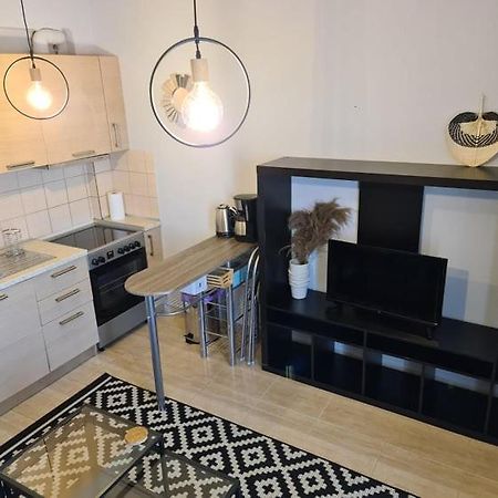 Fenia'S Apartment 亚历山德鲁波利斯 外观 照片