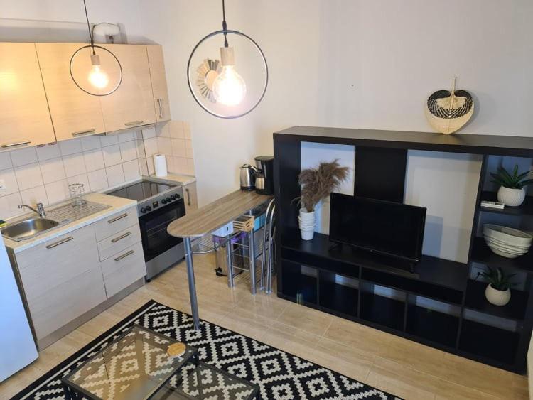 Fenia'S Apartment 亚历山德鲁波利斯 外观 照片